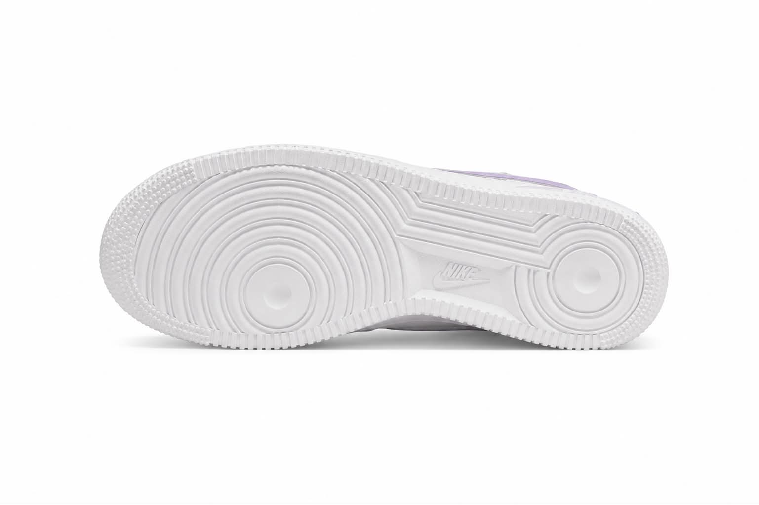 Nike Air Force Cordinha Branco Lilas