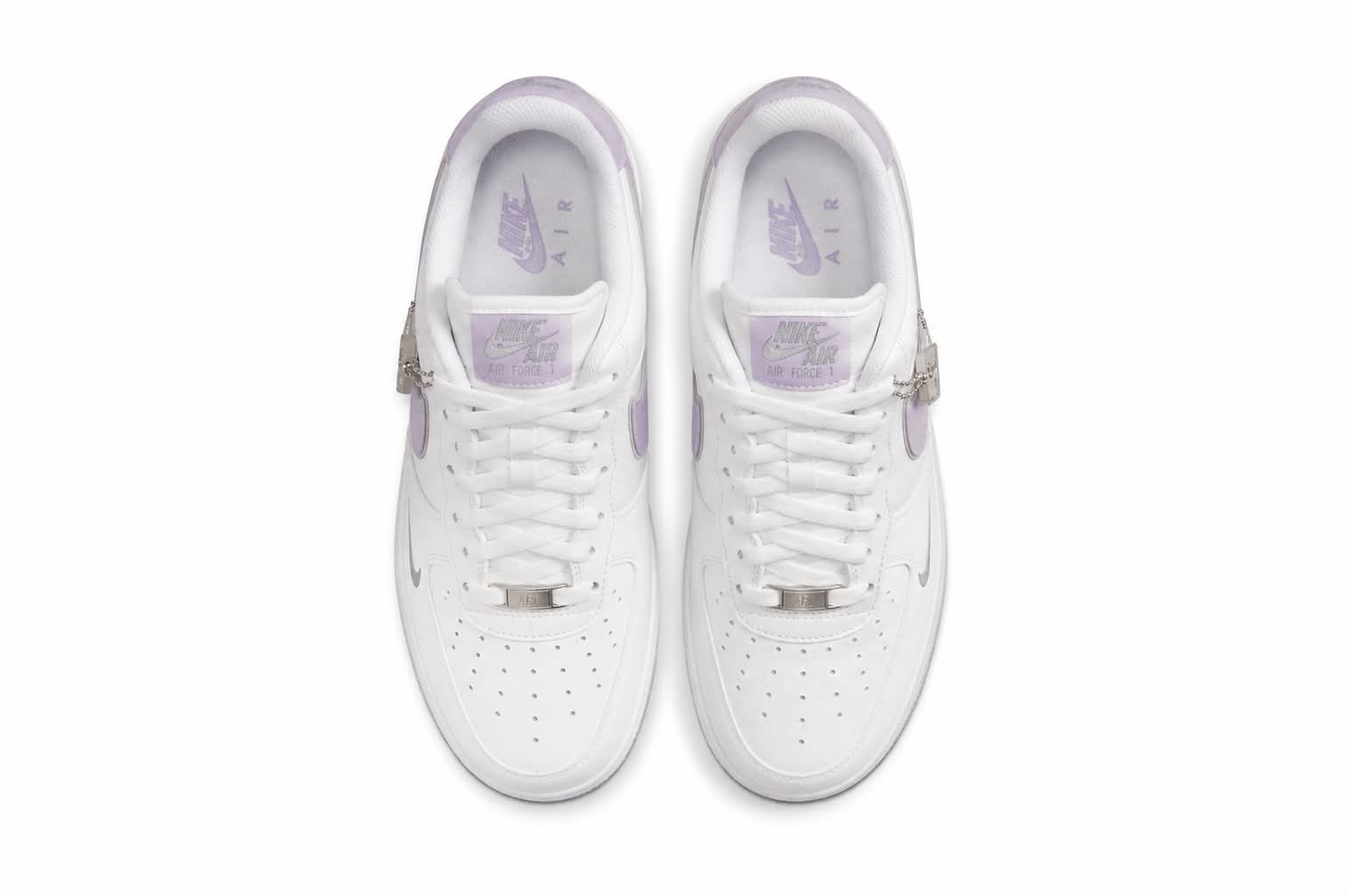 Nike Air Force Cordinha Branco Lilas