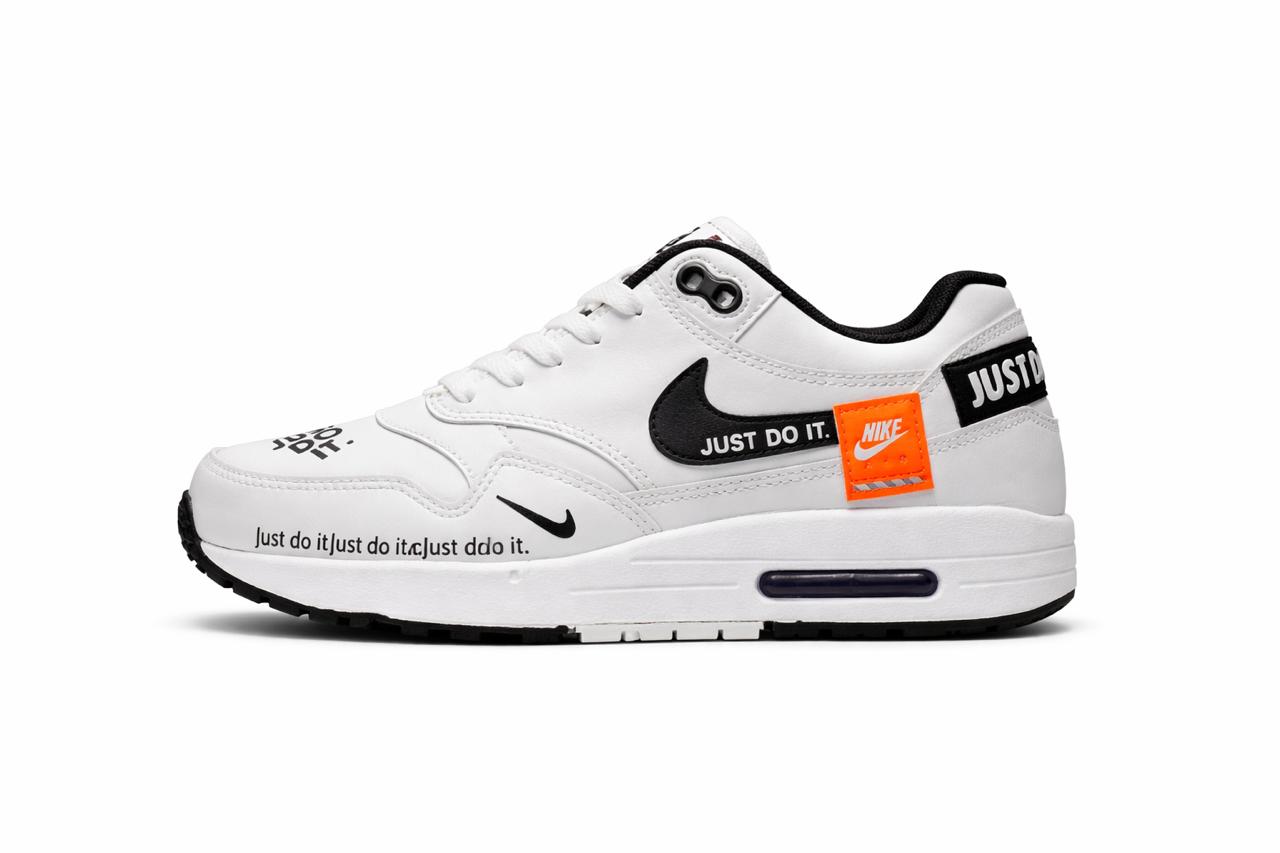 Nike Just Branco Preto